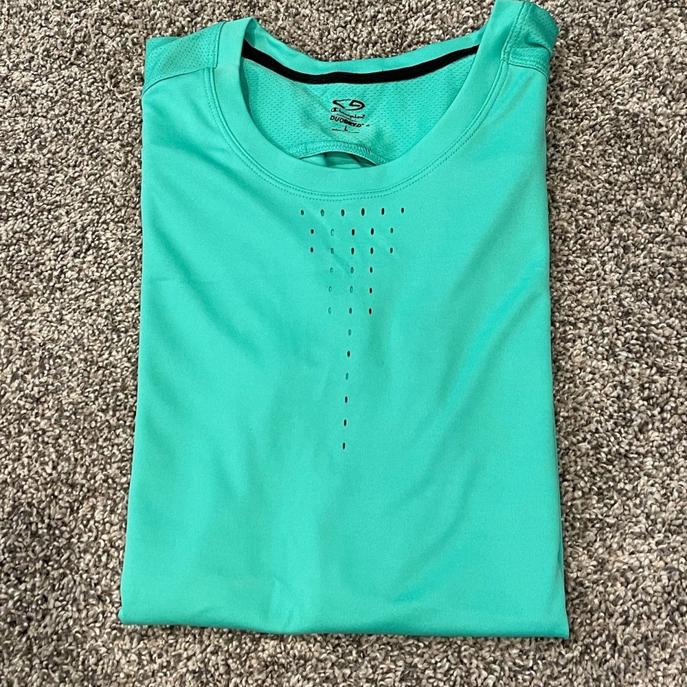 Dry fit size large Champion top